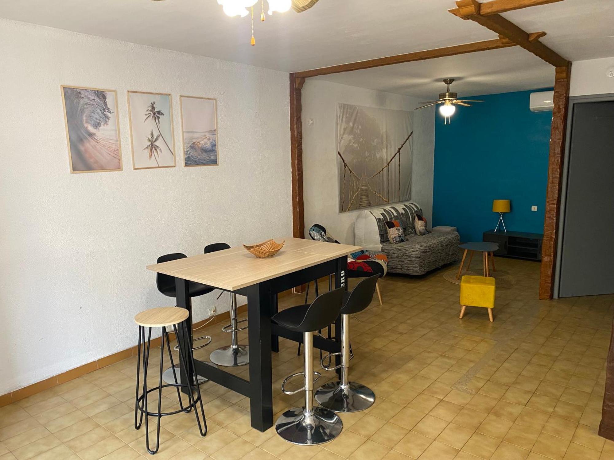 Maison Au Coeur Du Village Avec Garage Сен-Киприен Екстериор снимка